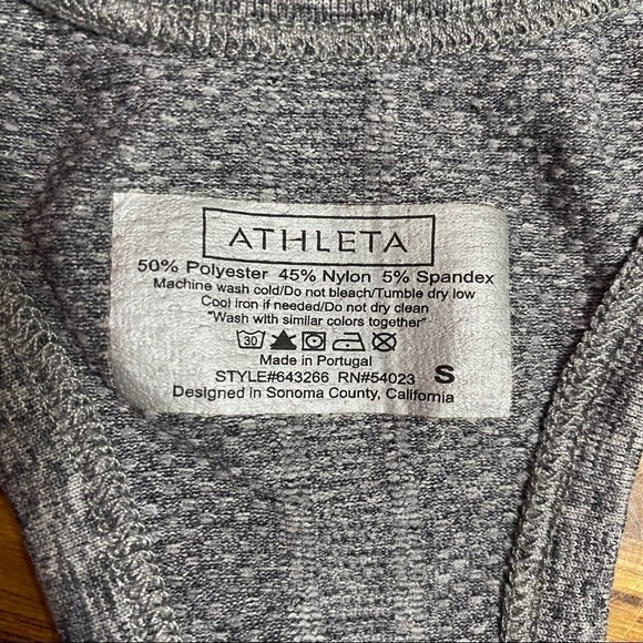 ATHLETA BARE TO RUN KNICKER Black & Momentum Tank - Picture 5 of 10